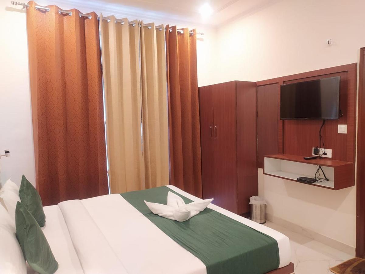 Hotel The Shivaay - Delight Inn Rishikesh Bagian luar foto