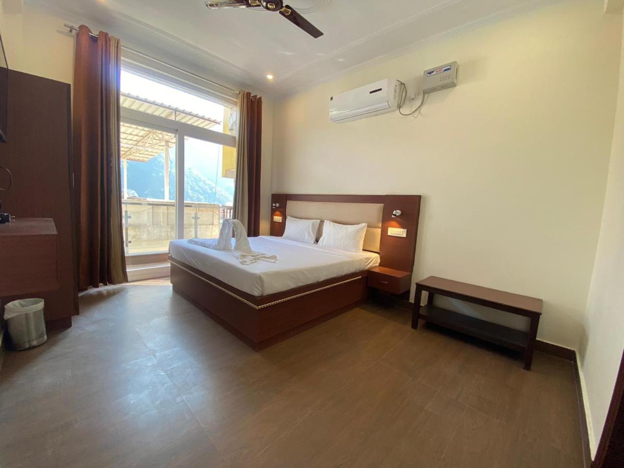 Hotel The Shivaay - Delight Inn Rishikesh Bagian luar foto