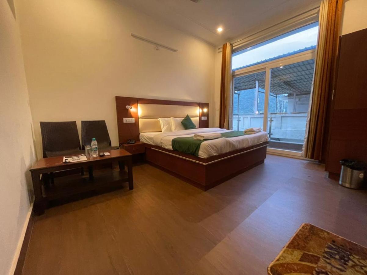 Hotel The Shivaay - Delight Inn Rishikesh Bagian luar foto